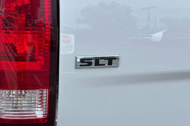 Used 2023 RAM 1500 Classic SLT image 21