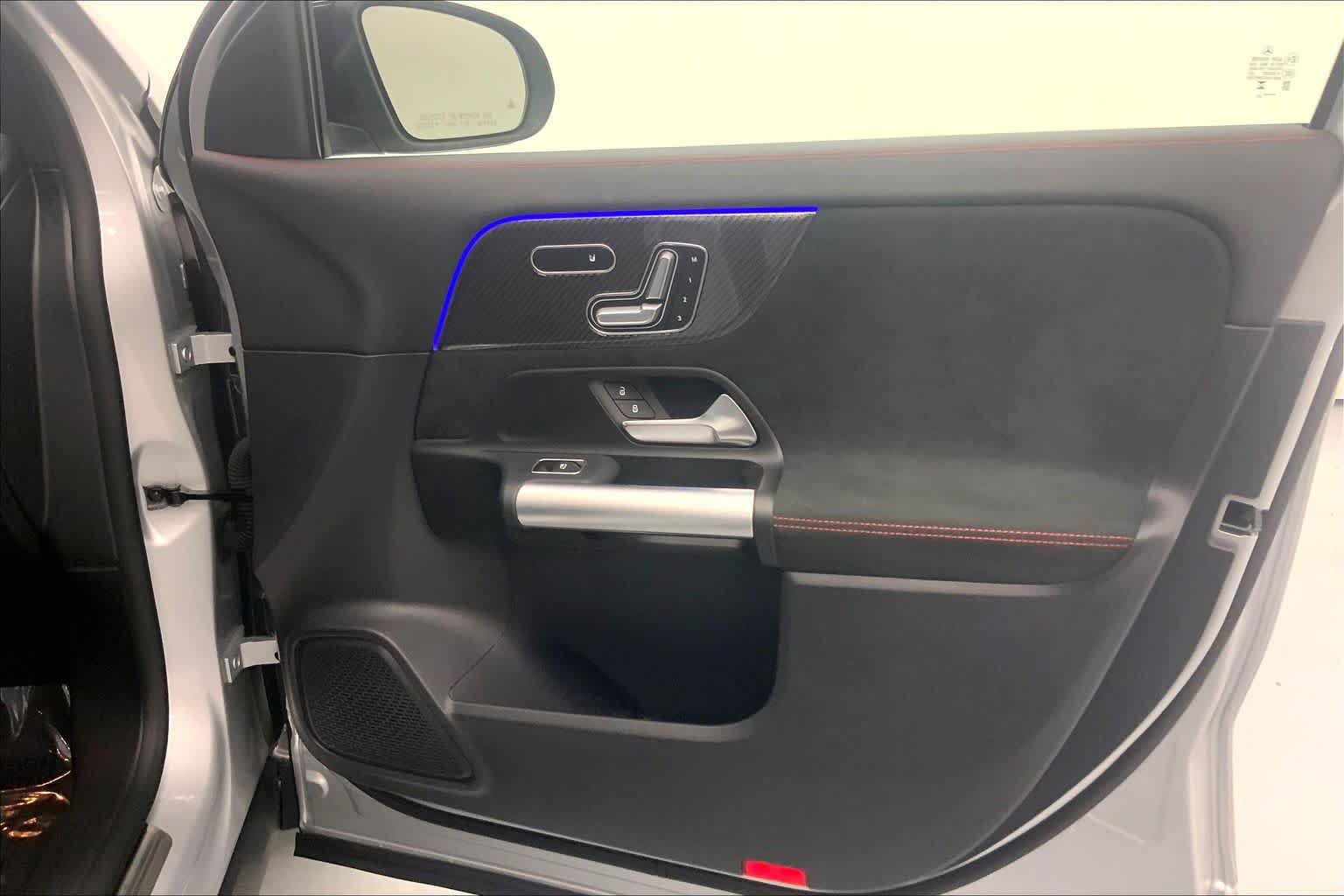 Certified 2023 Mercedes-Benz GLA 250 4MATIC image 9