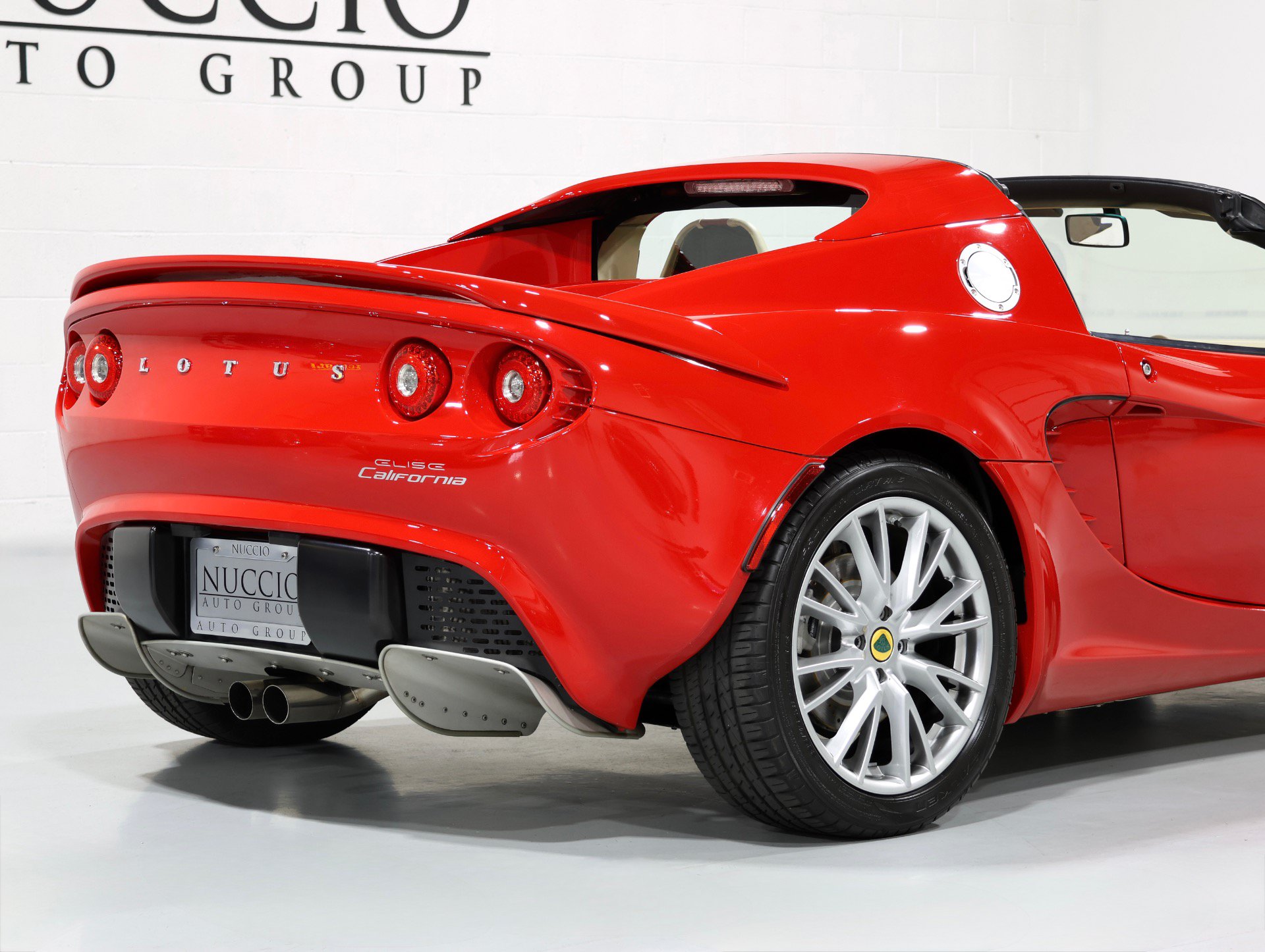 Used 2008 Lotus Elise RWD image 24