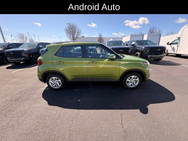 Used 2020 Hyundai Venue SEL w/ Convenience Package image 4