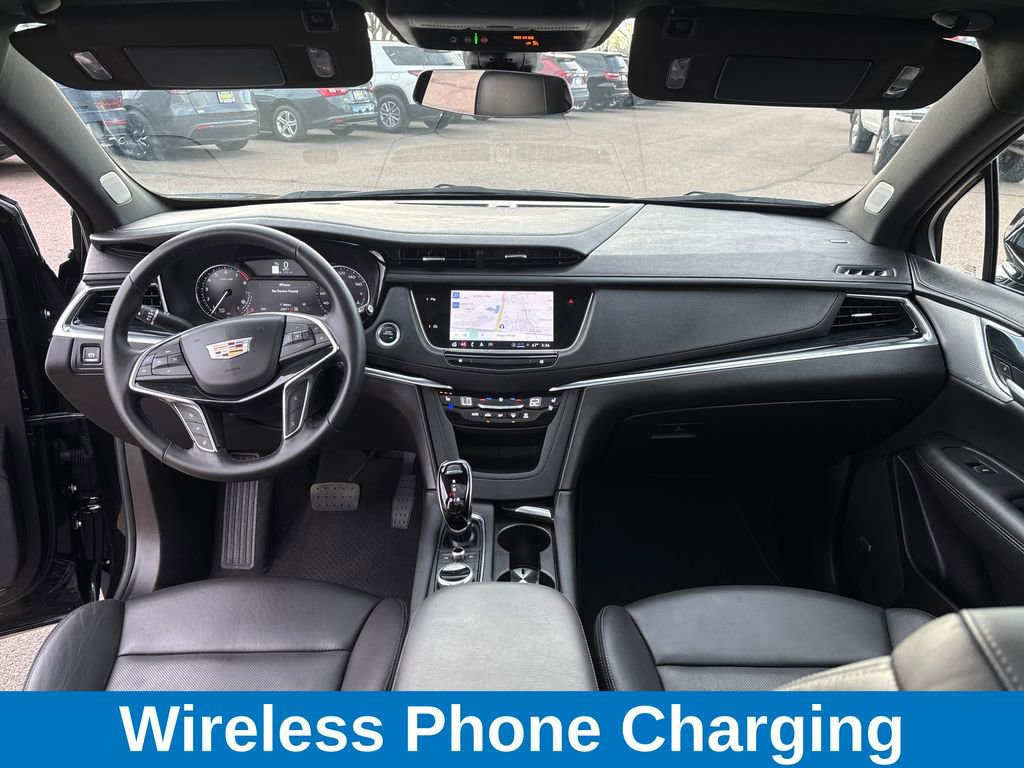 Used 2025 Cadillac XT5 Premium Luxury image 13