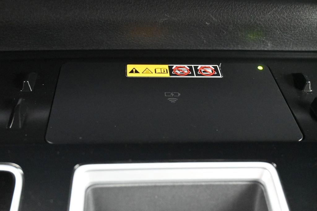 Used 2025 Toyota Sienna Limited AWD/4WD image 27