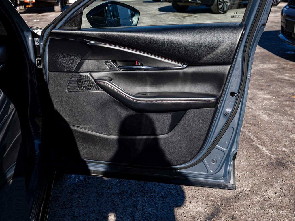 Used 2024 MAZDA CX-30 AWD 2.5 S w/ Preferred Package image 13