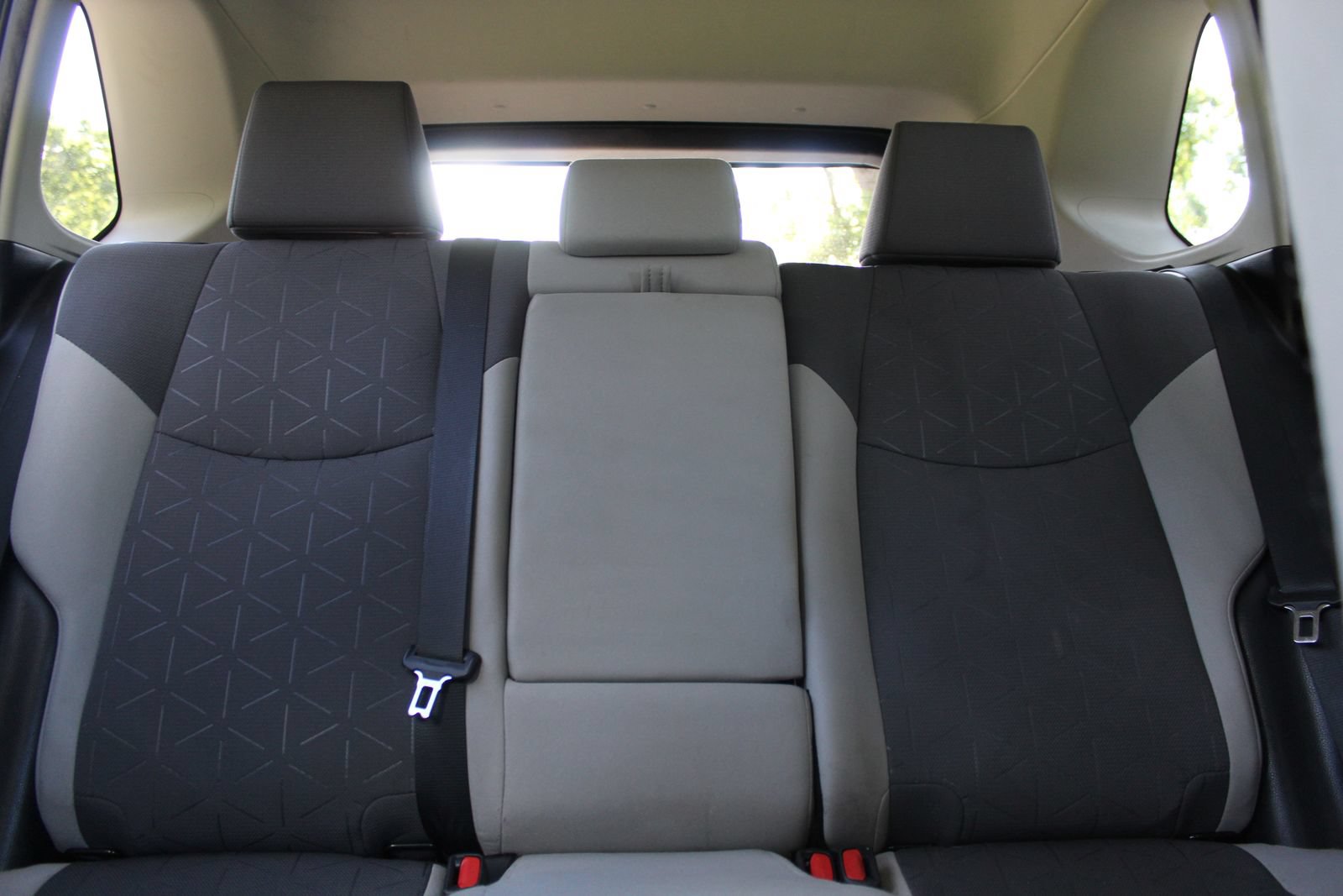 Used 2021 Toyota RAV4 XLE w/ Convenience Package AWD/4WD image 13