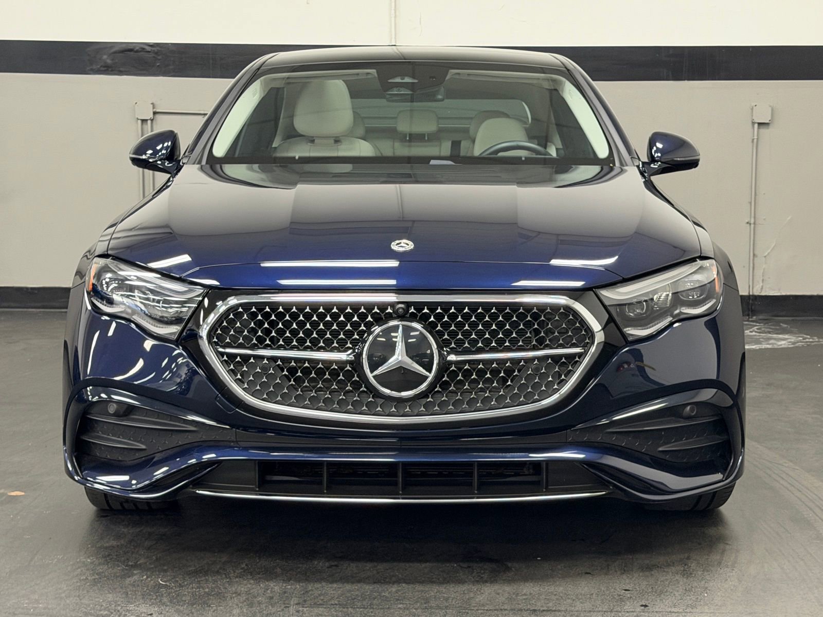 Certified 2025 Mercedes-Benz E 350 4MATIC Sedan image 5