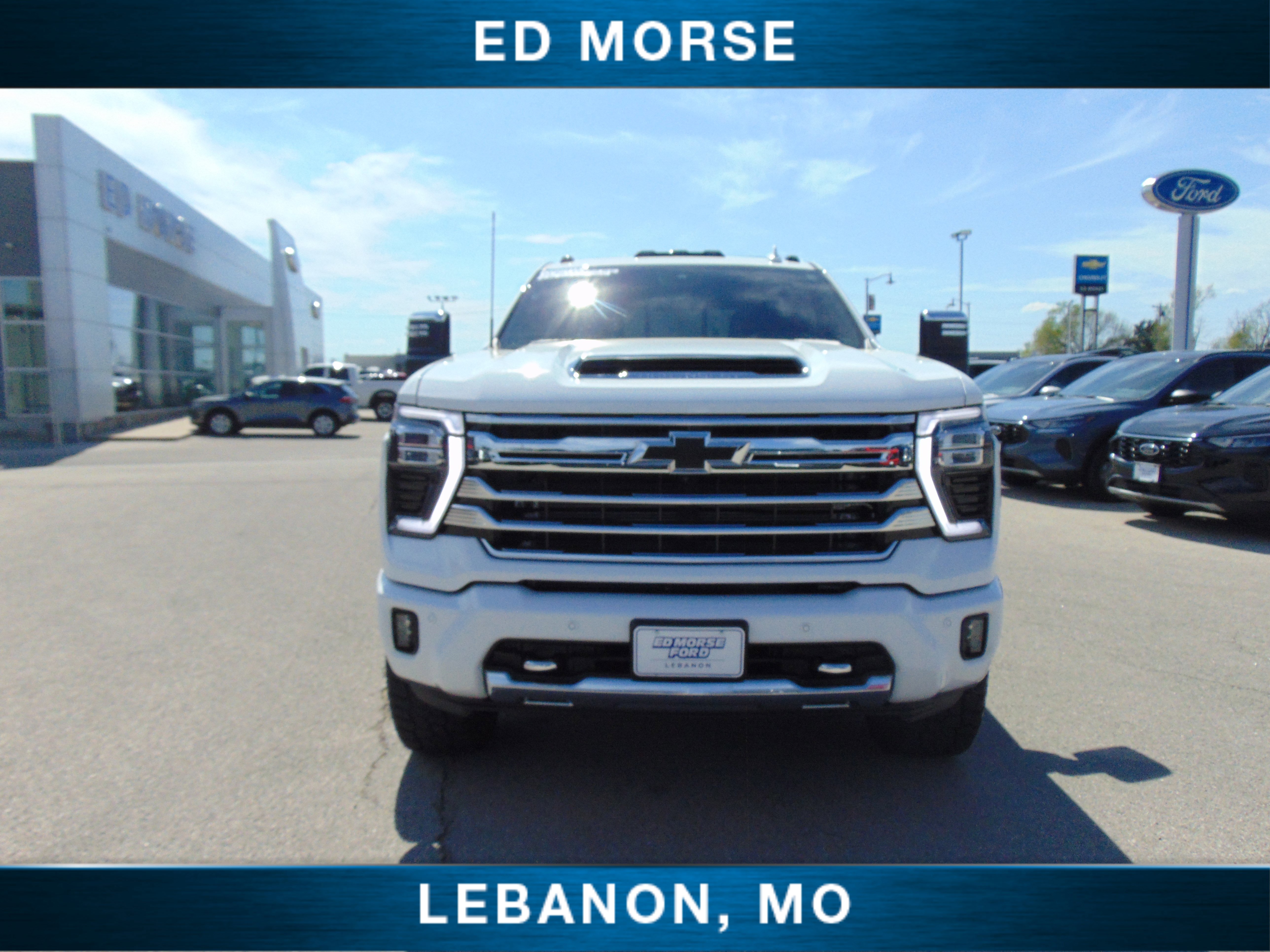 Used 2025 Chevrolet Silverado 2500 High Country w/ Technology Package image 3