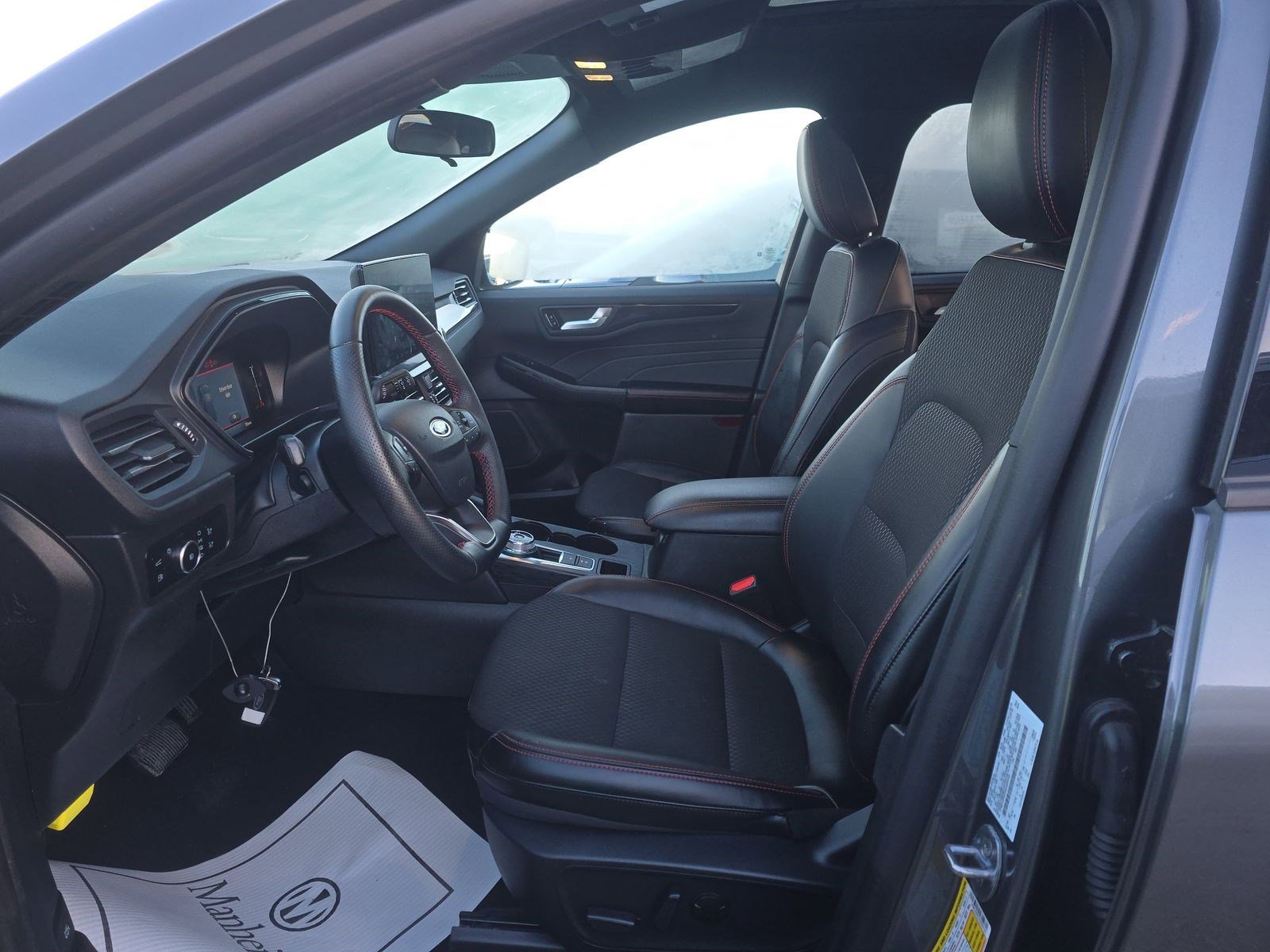 Used 2025 Ford Escape ST-Line Elite w/ Tech Pack #1 image 12