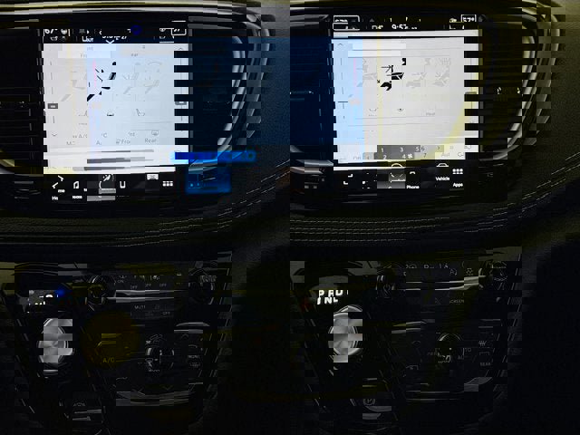 Used 2024 Chrysler Pacifica Touring-L w/ S Appearance Package image 15