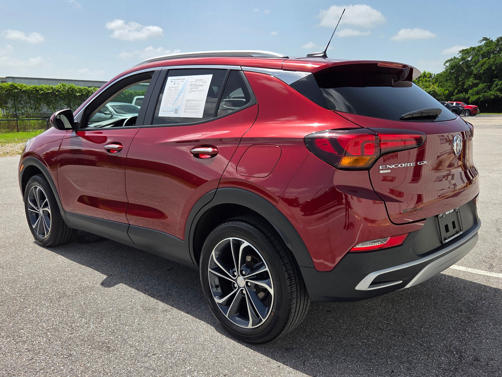 Used 2023 Buick Encore GX Select AWD/4WD image 3