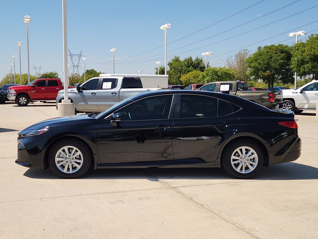 Used 2026 Toyota Camry LE FWD image 8