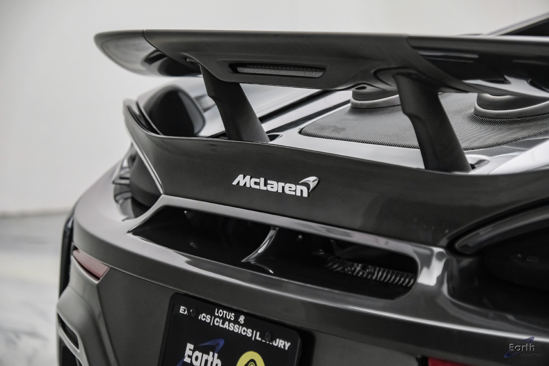 Used 2019 McLaren 600LT RWD image 18
