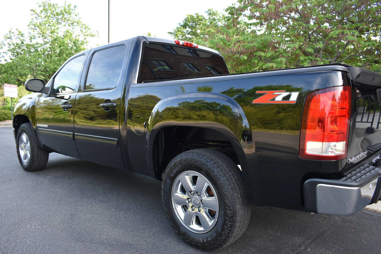 Used 2009 GMC Sierra 1500 SLT w/ Suspension Package, Off-Road image 29