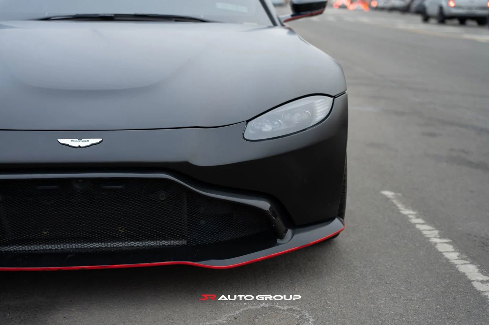 Used 2019 Aston Martin V8 Vantage Coupe image 3