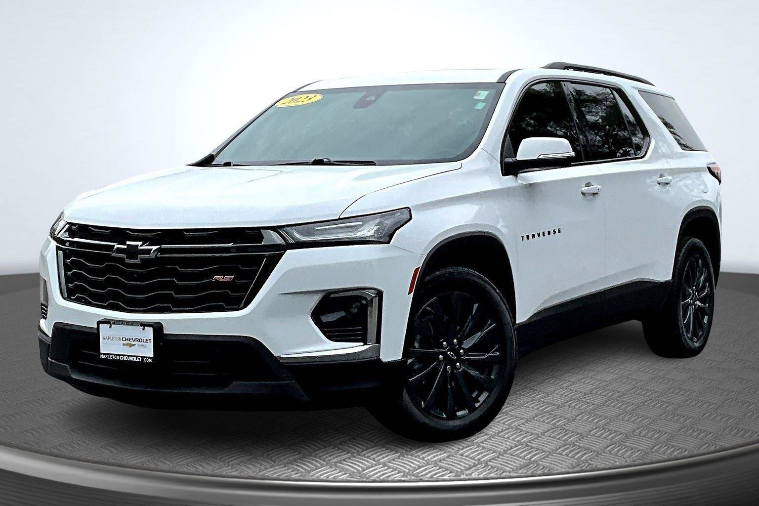 Certified 2023 Chevrolet Traverse RS image 1