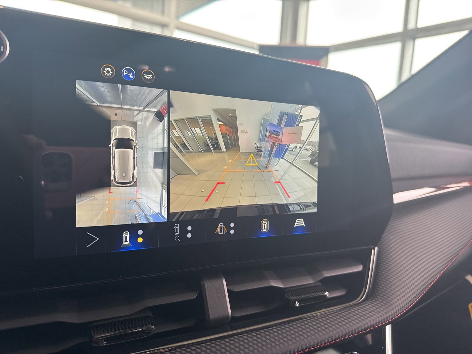 New 2026 Chevrolet Equinox RS w/ Safety and Technology Package image 32