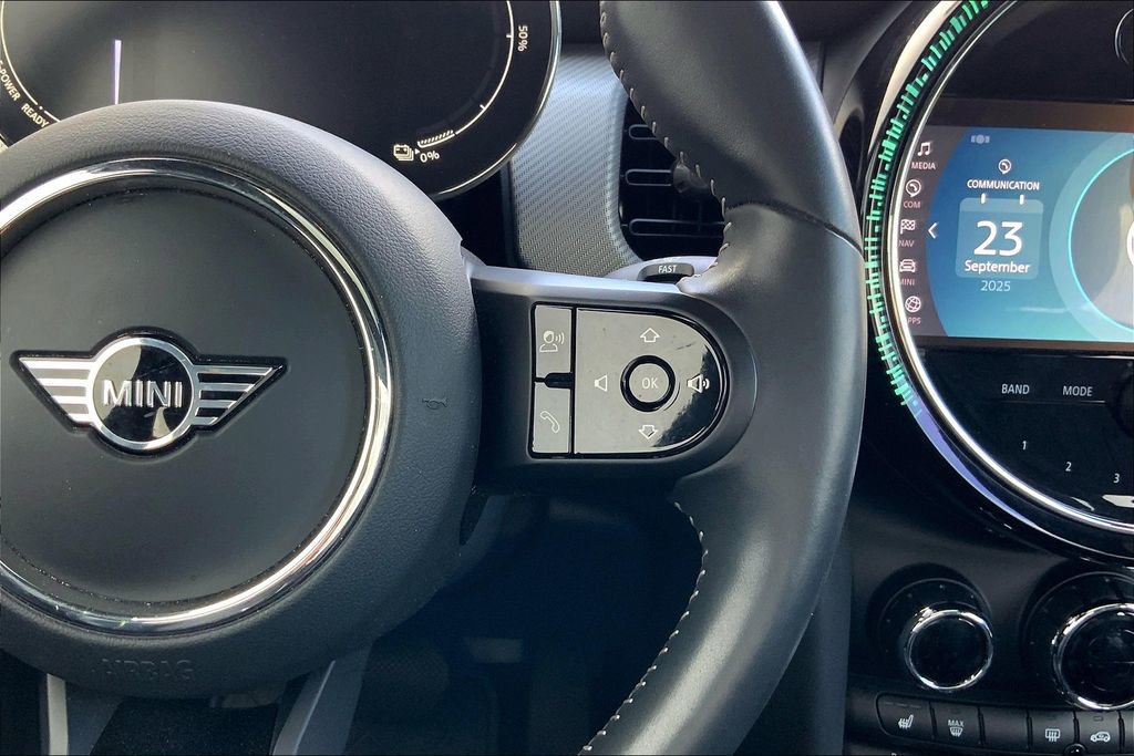Certified 2024 MINI Cooper SE image 19