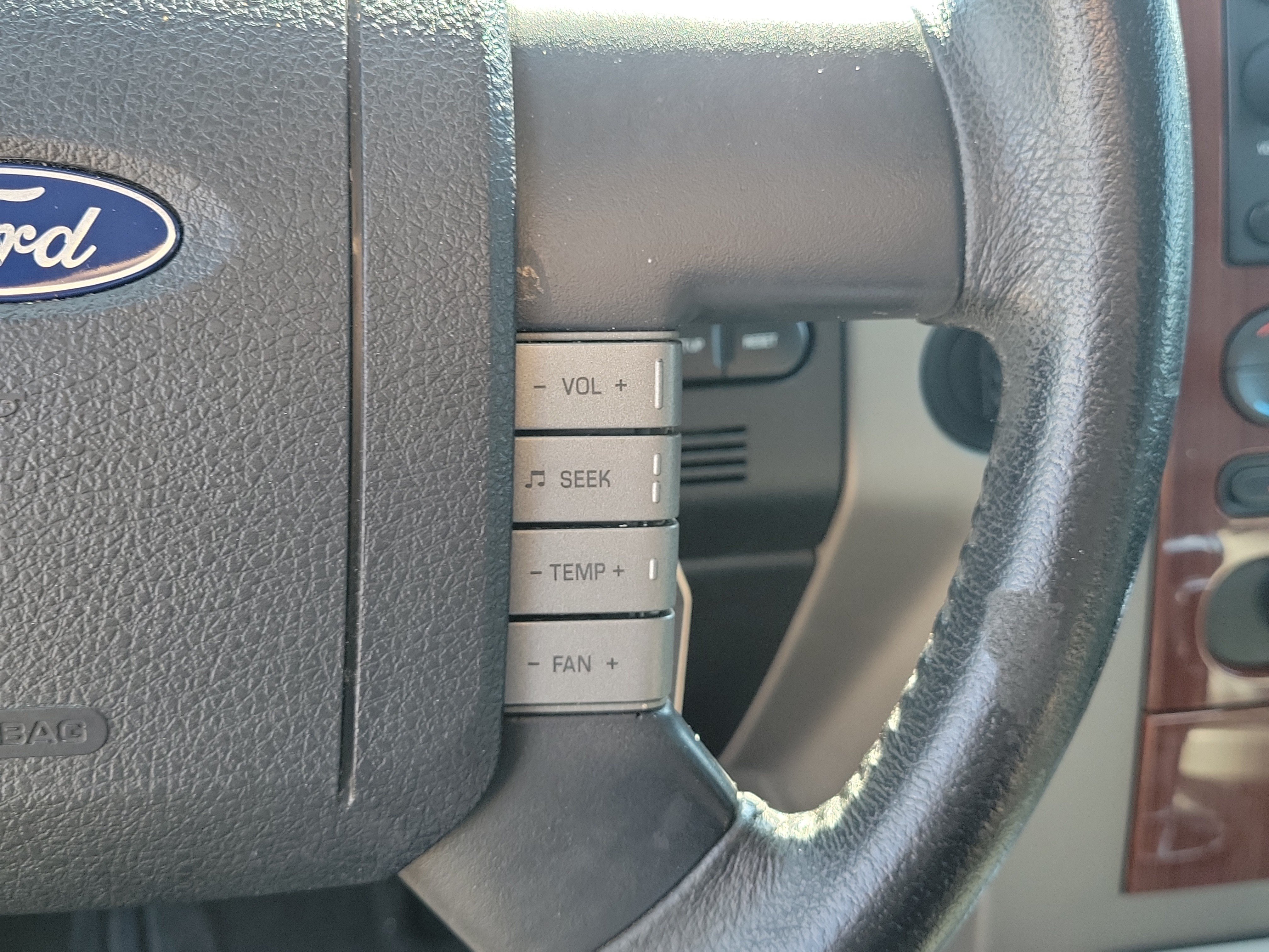 Used 2006 Ford F150 Lariat AWD/4WD image 23