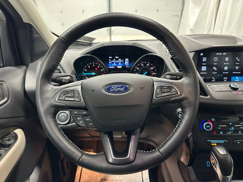 Used 2019 Ford Escape SEL image 18