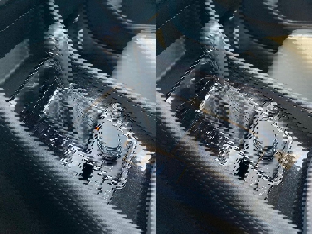 Used 2025 MAZDA MAZDA3 s image 26