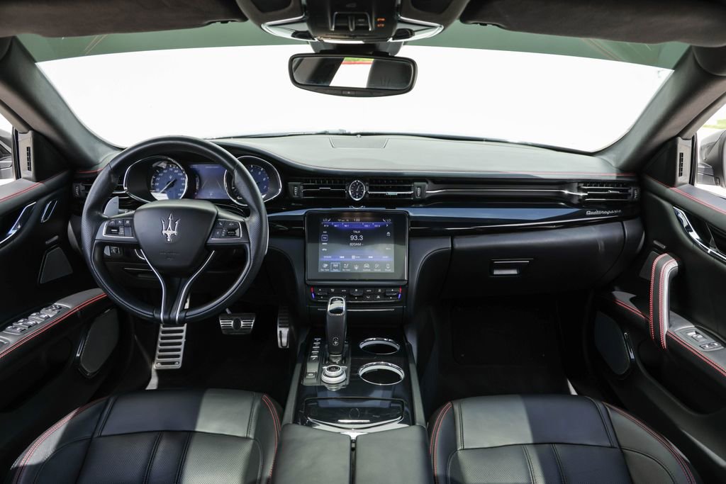 Used 2019 Maserati Quattroporte S GranSport image 29