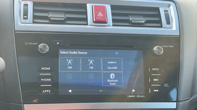 Used 2017 Subaru Outback 2.5i Limited image 10