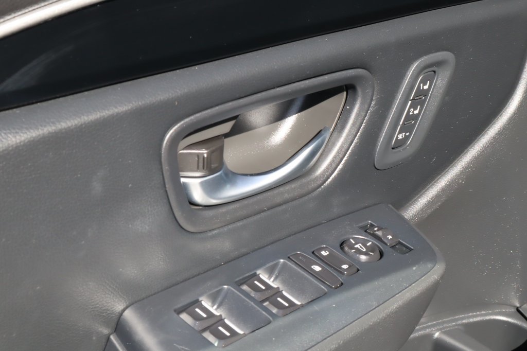 Used 2024 Honda Pilot EX-L image 18