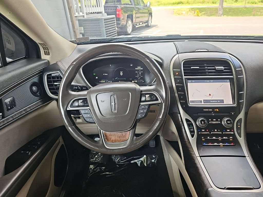 Used 2019 Lincoln Nautilus Reserve AWD/4WD image 18