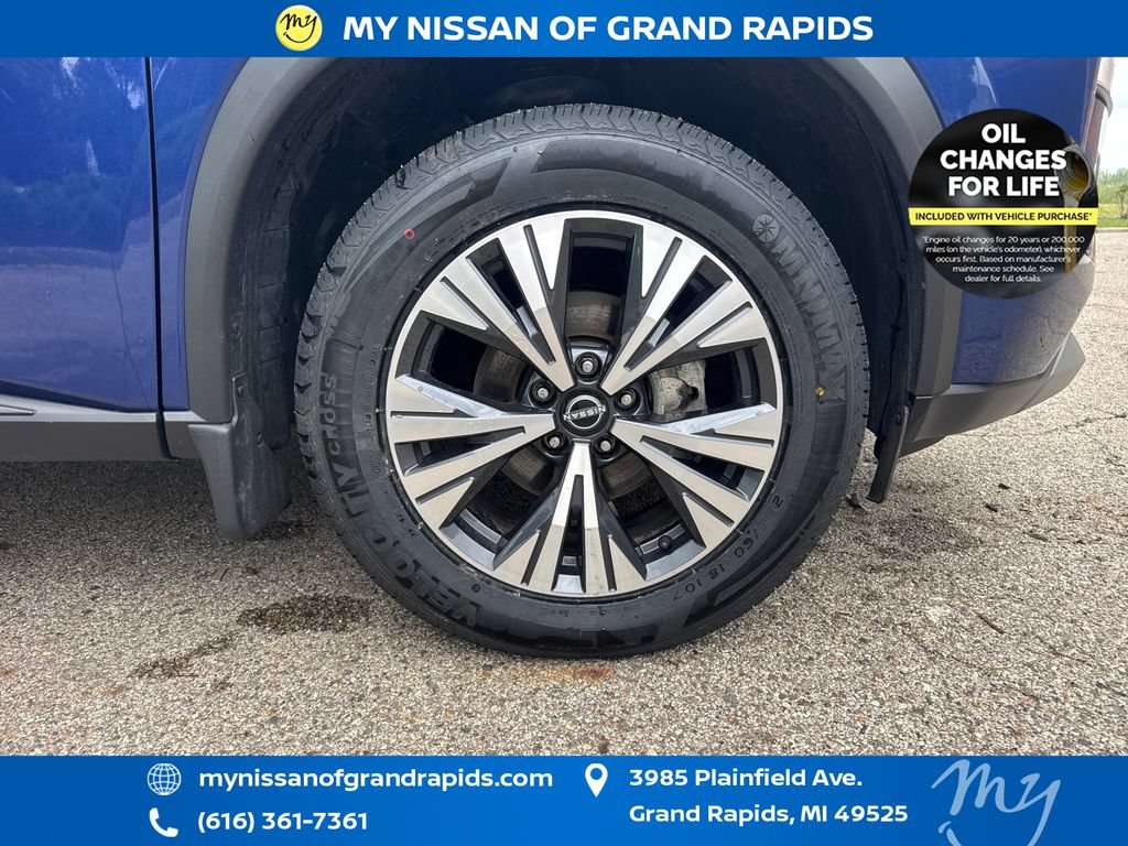 Used 2023 Nissan Rogue SV AWD/4WD image 33