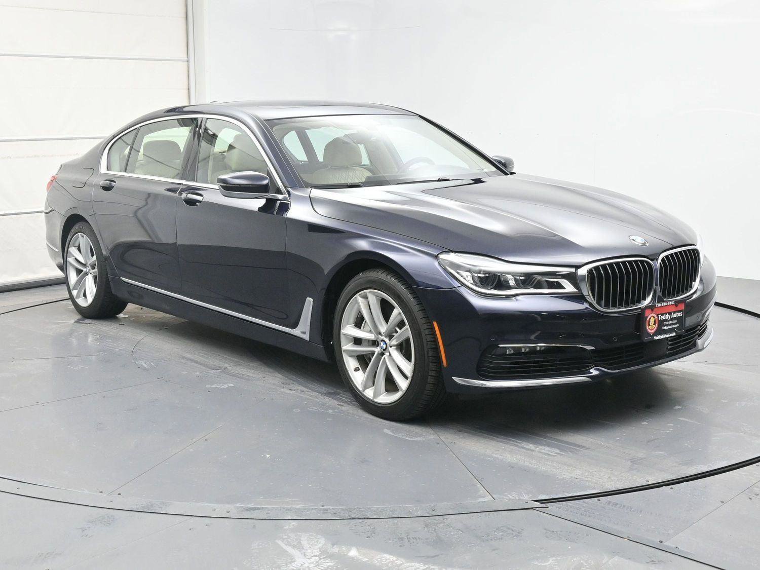 Used 2018 BMW 750i xDrive image 33