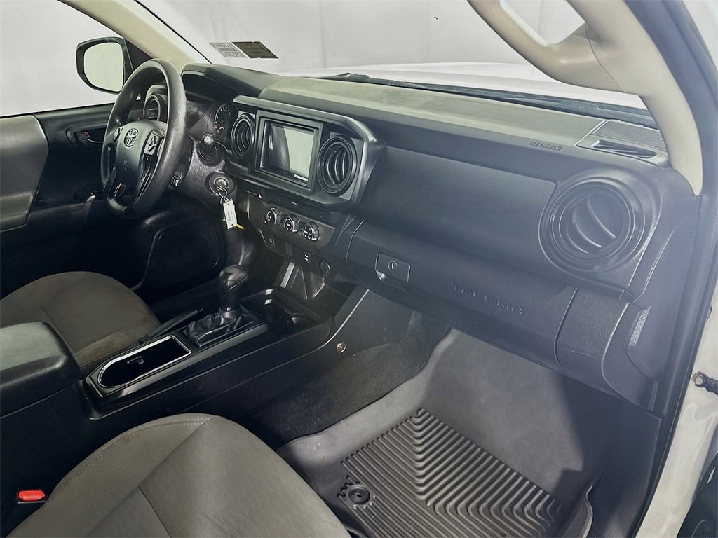Used 2019 Toyota Tacoma SR image 32