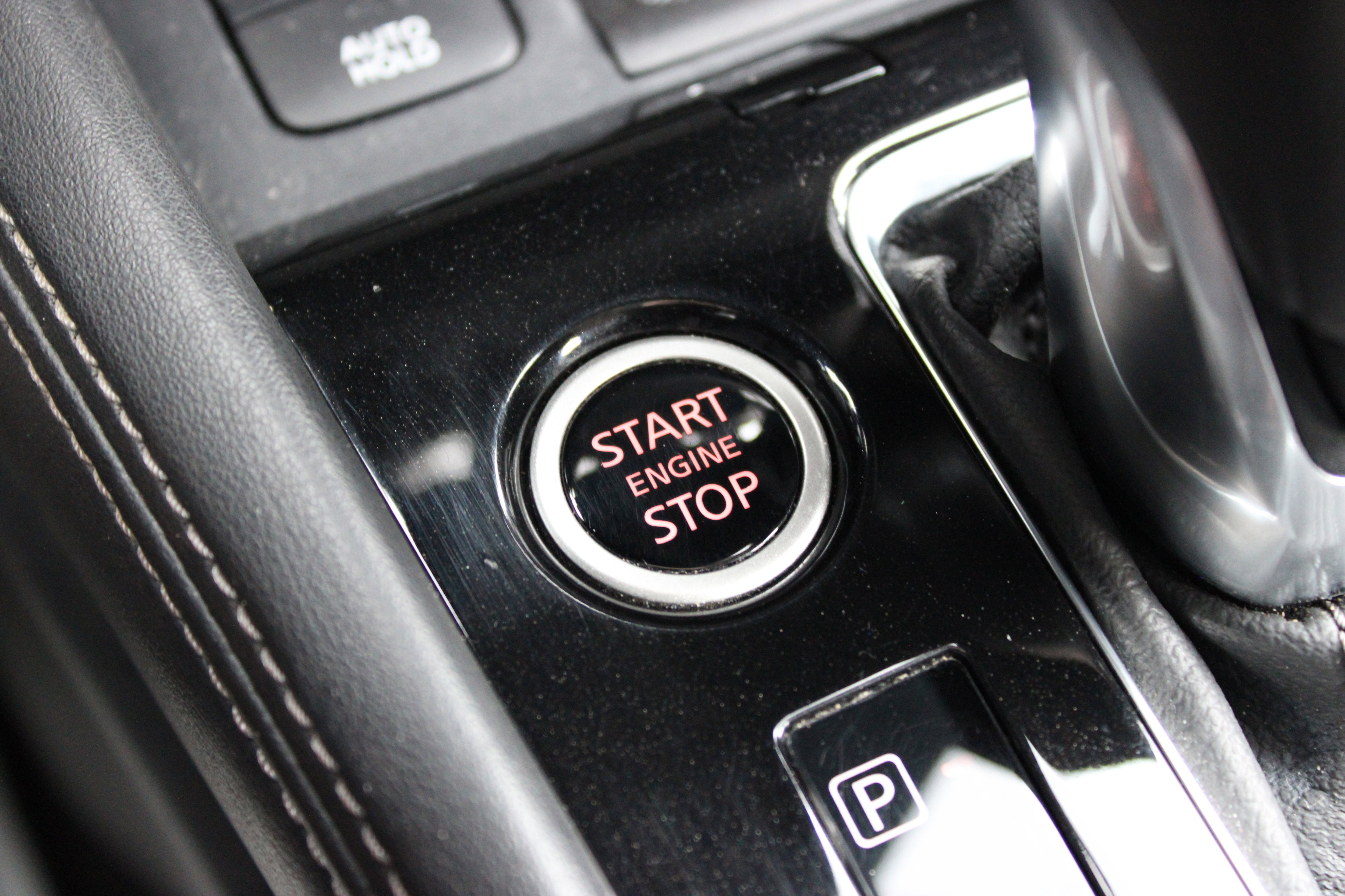 Certified 2024 Nissan Kicks SV image 15