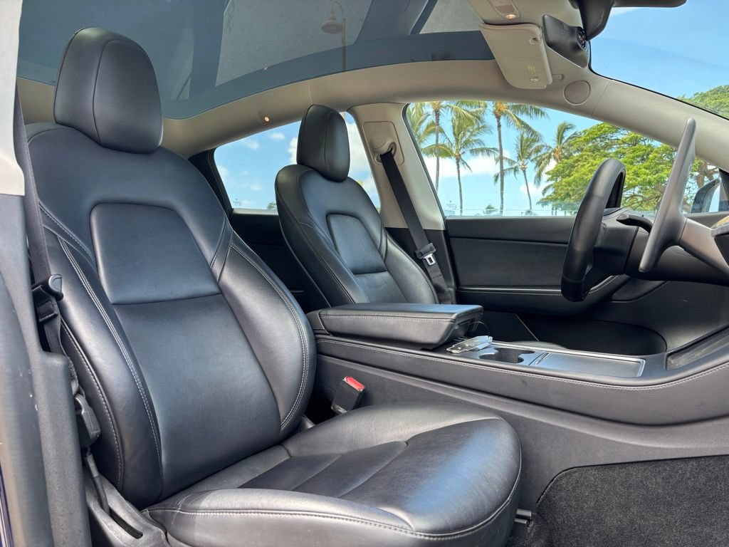 Used 2022 Tesla Model Y Long Range AWD/4WD image 9