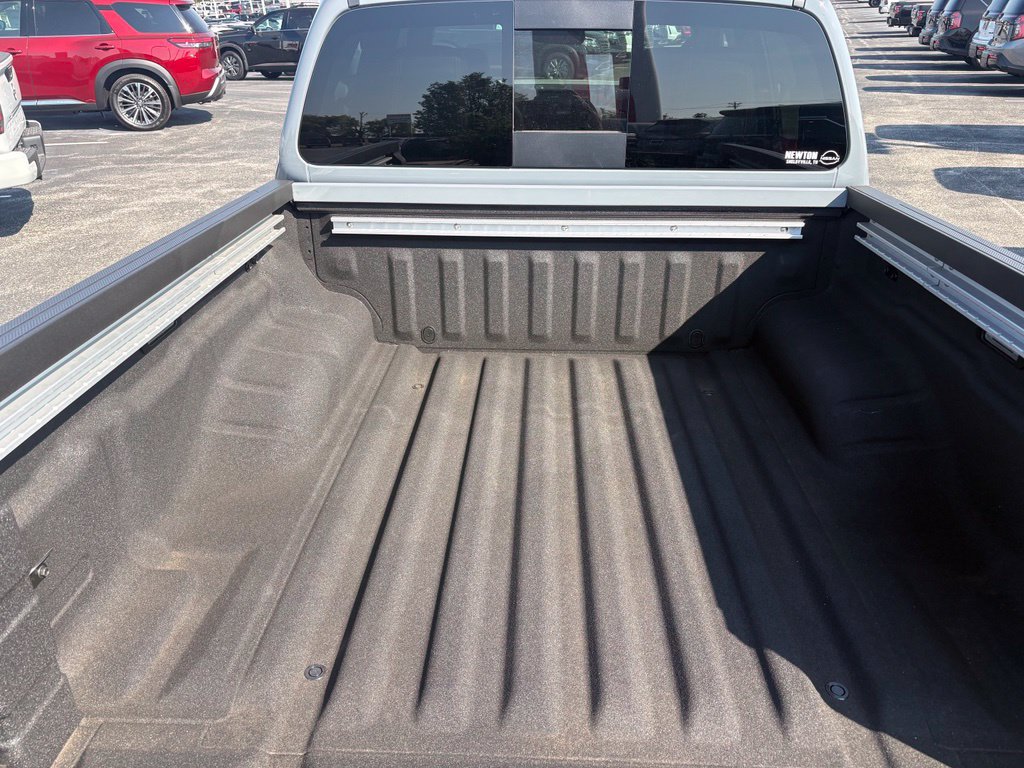 New 2027 Nissan Frontier PRO-4X w/ Pro Premium Package AWD/4WD image 15