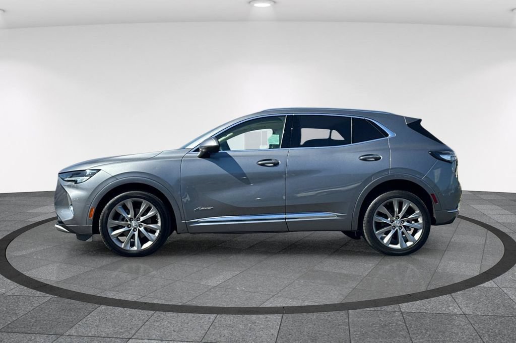 Used 2022 Buick Envision Avenir w/ Technology Package II FWD image 9