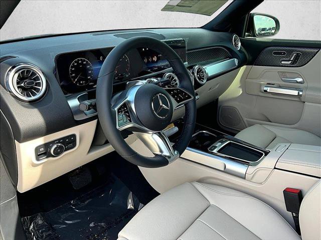 New 2026 Mercedes-Benz GLB 250 image 8