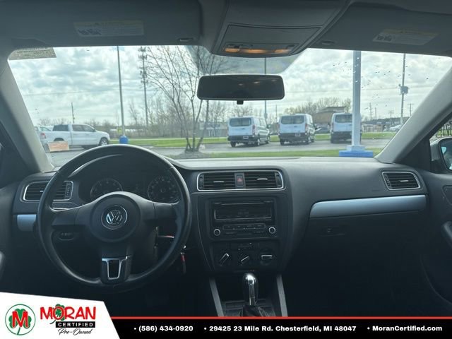 Used 2013 Volkswagen Jetta SE FWD image 12