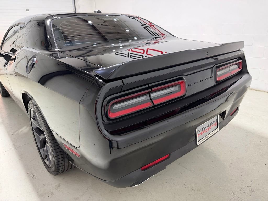 Used 2022 Dodge Challenger R/T w/ Blacktop Package RWD image 10