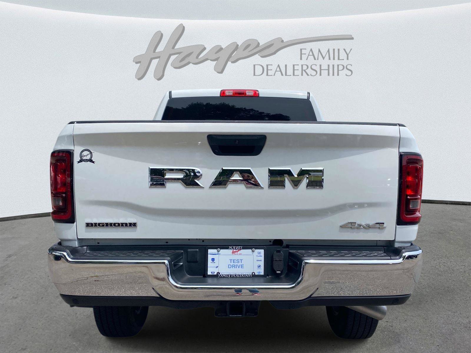 Used 2026 RAM 2500 Big Horn AWD/4WD image 4