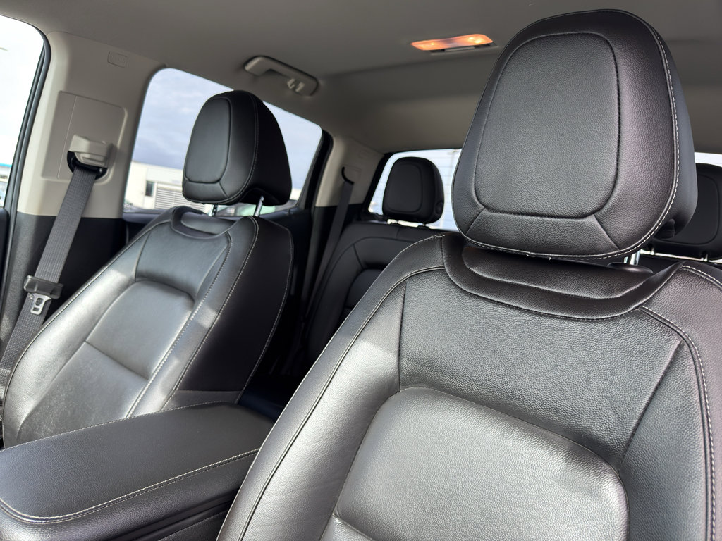 Used 2022 Chevrolet Colorado LT w/ Luxury Package image 28