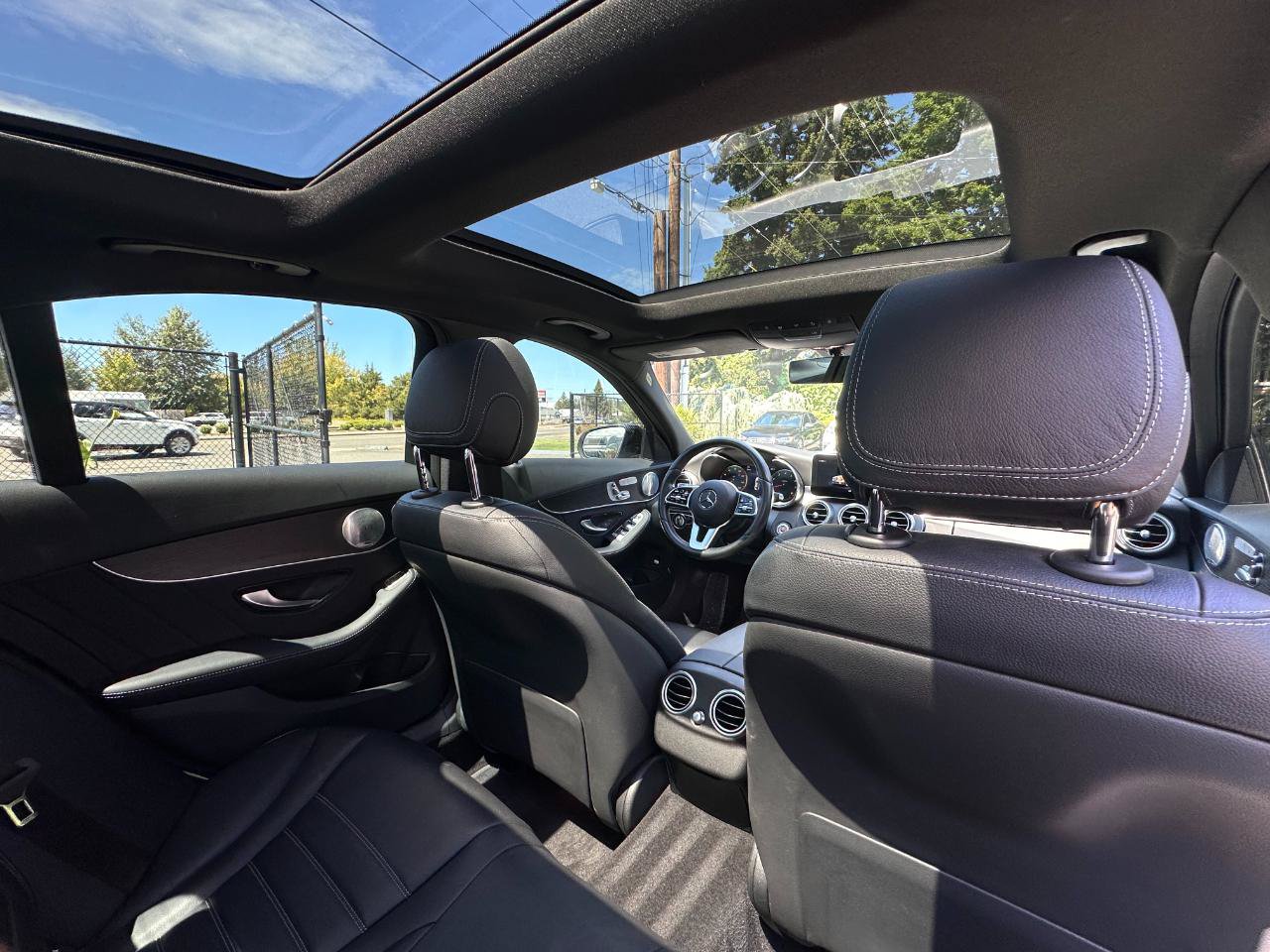 Used 2021 Mercedes-Benz C 300 4MATIC Sedan image 7