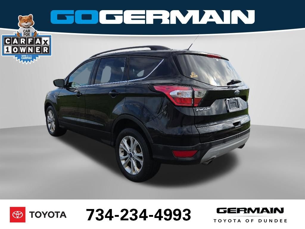 Used 2017 Ford Escape SE w/ Equipment Group 201A FWD image 11