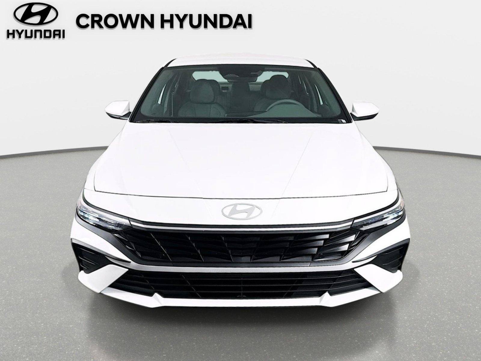 New 2026 Hyundai Elantra SE FWD image 2