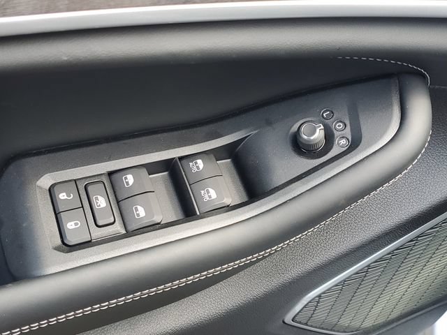 New 2026 Jeep Grand Cherokee Limited AWD/4WD image 17