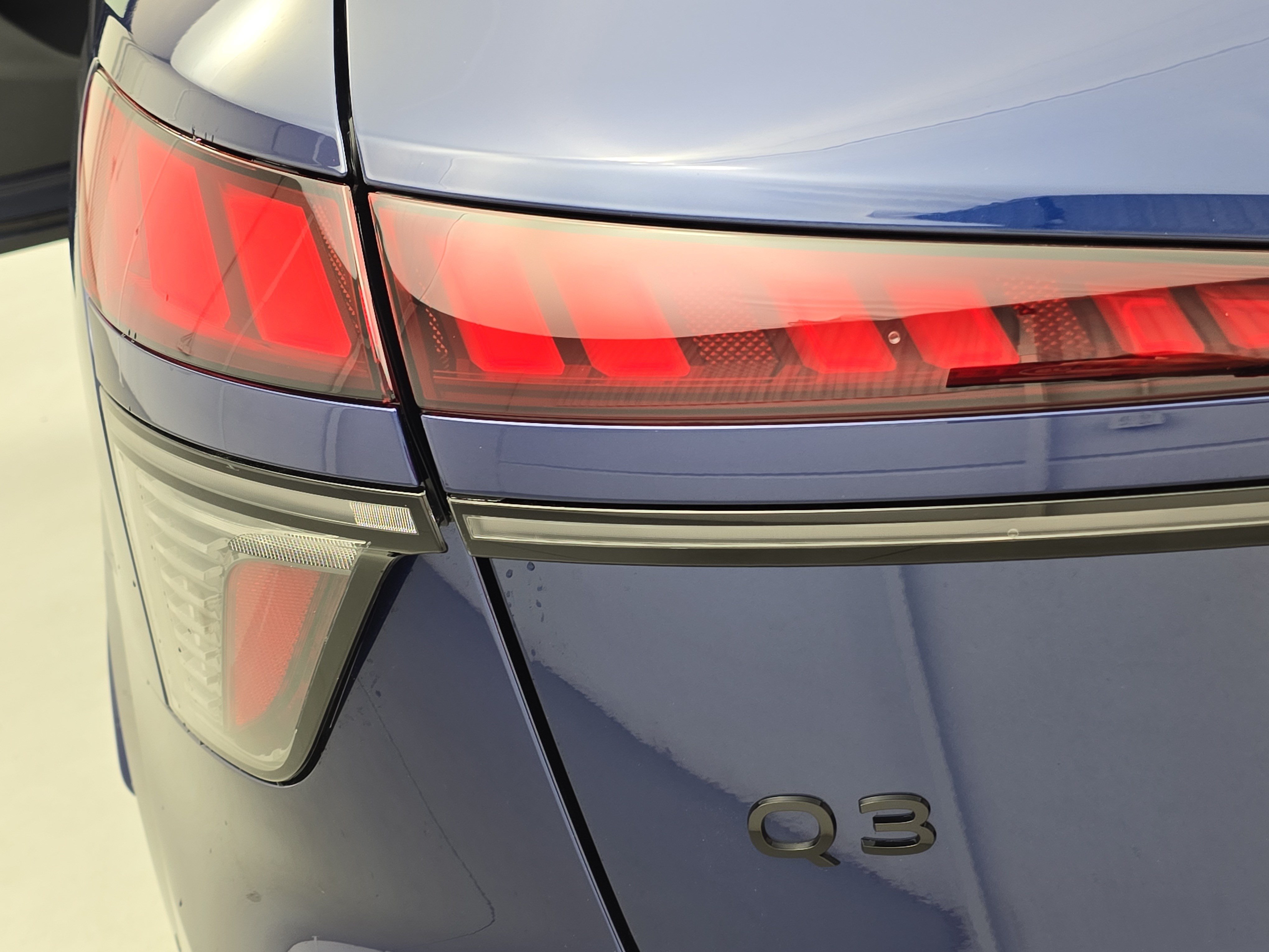 New 2026 Audi Q3 quattro 2.0T AWD/4WD image 35