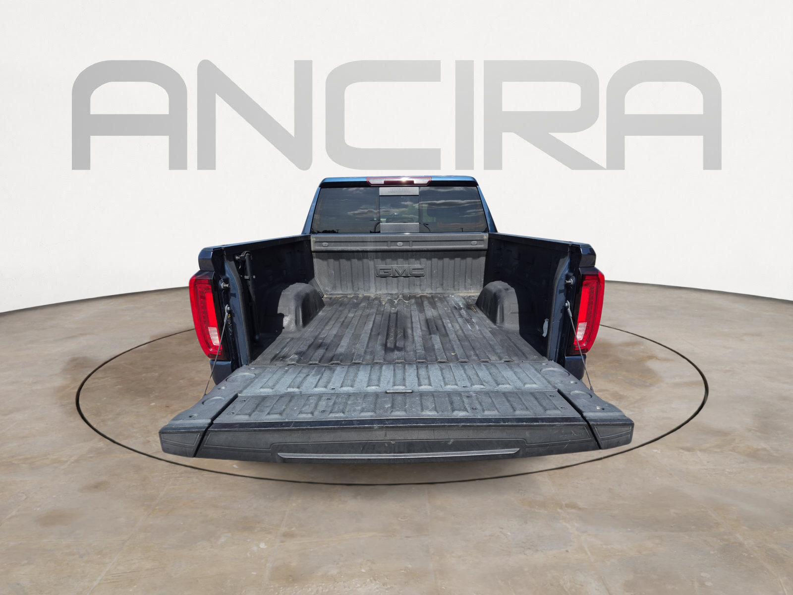 Used 2022 GMC Sierra 1500 SLT AWD/4WD image 12