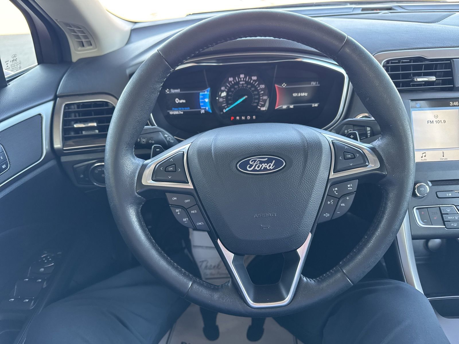 Certified 2018 Ford Fusion SE w/ Fusion SE Technology Package image 28