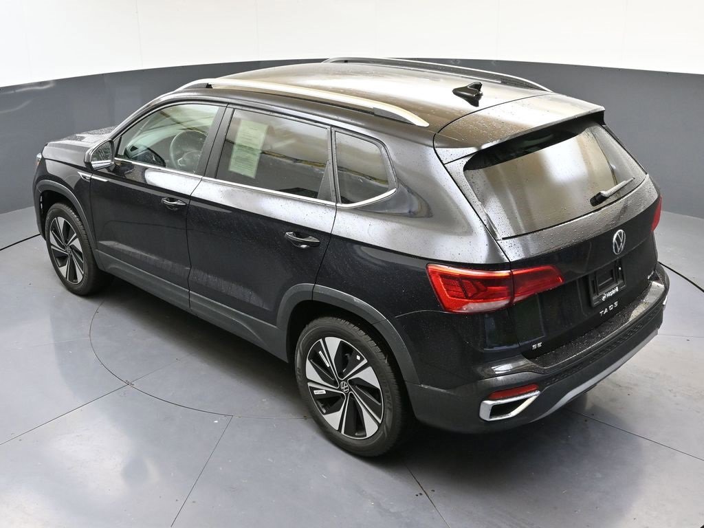Certified 2024 Volkswagen Taos SE image 47
