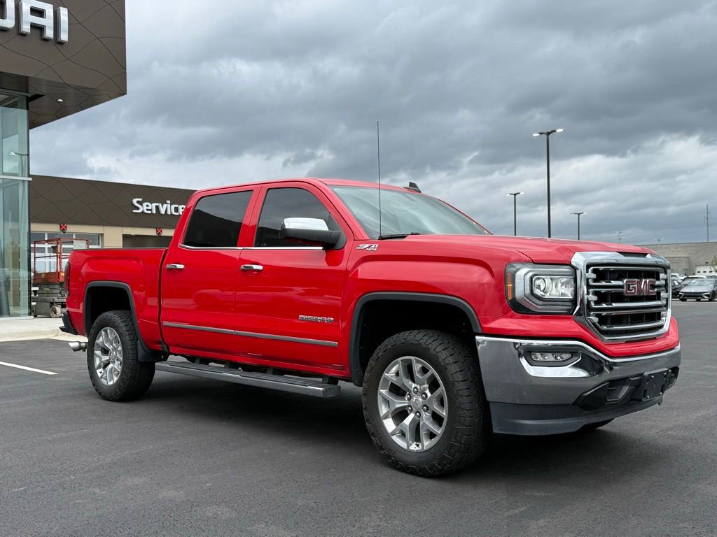 Used 2018 GMC Sierra 1500 SLT w/ SLT Premium Package image 3