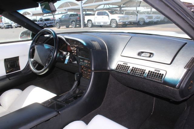 Used 1993 Chevrolet Corvette Convertible image 11