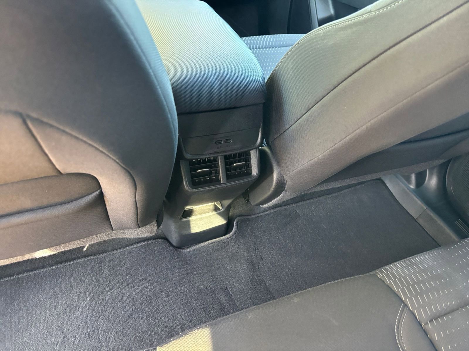 Used 2025 Chevrolet Equinox LT AWD/4WD image 24